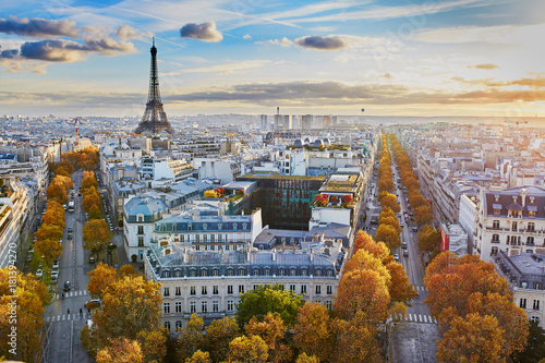 Powietrzny panoramiczny pejzażu miejskiego widok Paryż, Francja