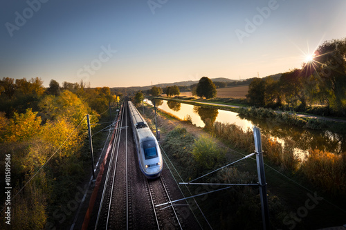Koncepcja transportu pociągów dużych prędkości