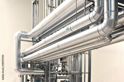 Industrial zone - steel pipelines and equipment of a factory // Rohrleitungen in einem Pharmawerk