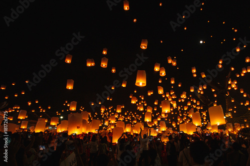 yee peng , Floating lanterns festival in Chiang mai Thailand