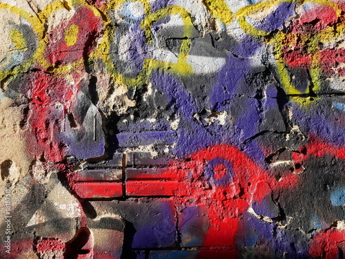 graffiti briques