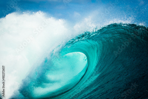 Vague de Teahupoo