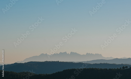 Montserrat i paisatge 2