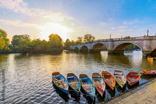 Richmond River Thames boats and bridge