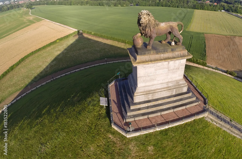 Waterloo Lion butte champ bataille panorama centre visiteur tourisme commemoration aerien paysage 1815 18 juin planete environnement pollution pierre socle Belgique Wallonie