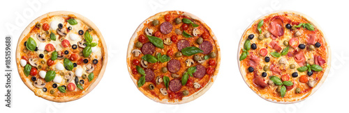 Italian pizza with mozzarella