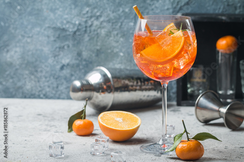 Aperol spritz cocktail