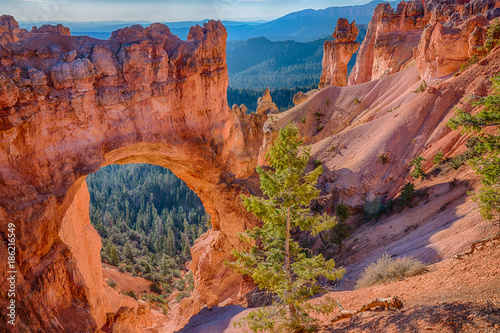Natural Arch in Bryce Canyon National Park