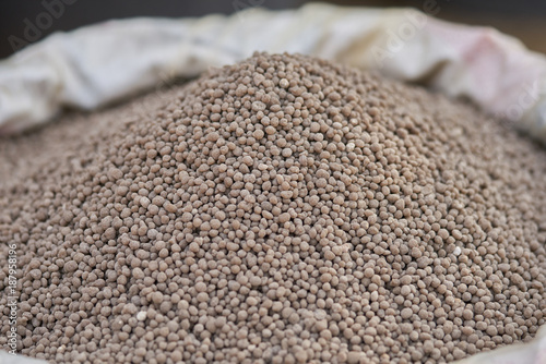 18-46-0 , Diammonium phosphate (DAP) fertilizers in fertilizer bag.