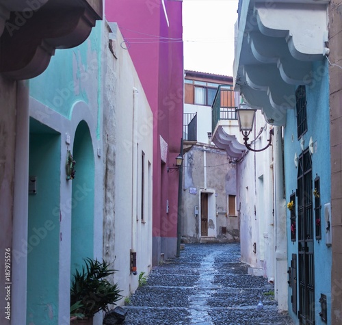 Pantelleria e vicoli antichi