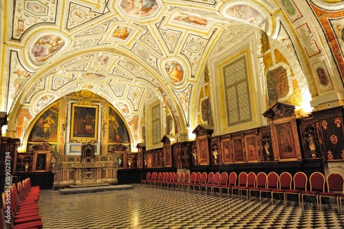 Napoli, Chiesa di Sant'Anna dei Lombardi con Sacrestia del Vasari