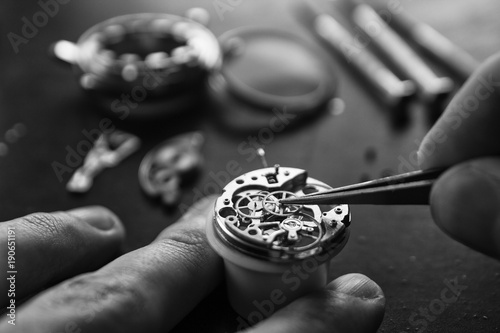 The process of repair of mechanical watches