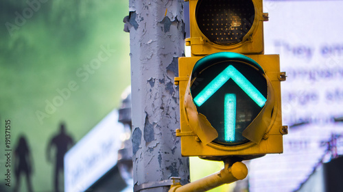 Green arrow traffic signal