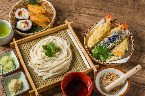 手打ちうどん homemade noodles of Japan(udon)