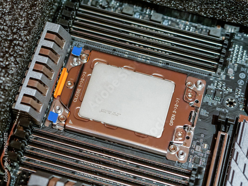 Unspecified CPU on mainboard computer