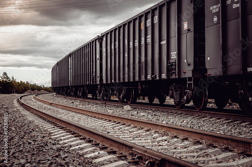 freight rail cars go on rails