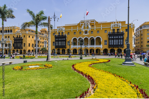 Lima Hauptplatz den Plaza de Armas mit Regierungsgebäude 