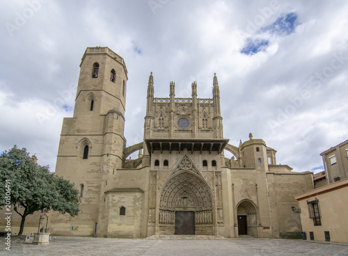 La Catedral Santa de la Transfiguración del Señor, también conocida como la Catedral de Santa María Huesca, una iglesia gótica en Huesca, en Aragón, el noreste de España