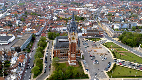 Photo aérienne du Beffroi de l'hôtel de ville de Calais