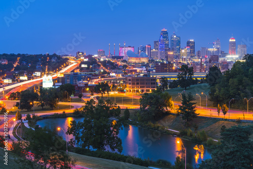 kansas,missouri,usa. 09-15-17, beautiful kansas city skyline at night.