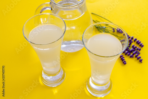 verres de pastis