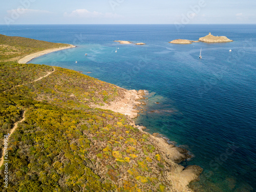 Vista aerea delle isole di Finocchiarola, Mezzana, A Terra, Penisola di Cap Corse, Corsica. Mar Tirreno, Isole disabitate che fanno parte del comune di Rogliano. Francia