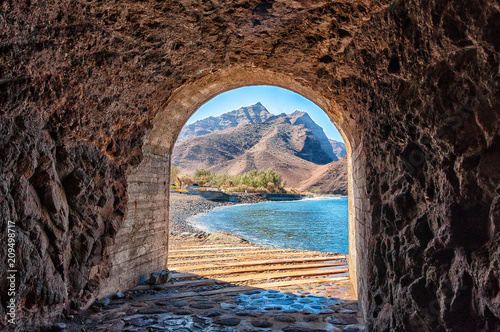 Access tunnel to the beautiful LA Aldea beach in Gran Canaria
