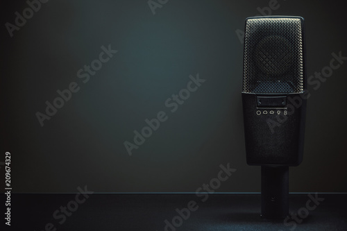 Details of Modern Condenser Microphone