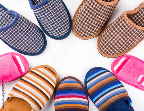 Colored men's and women's slippers 