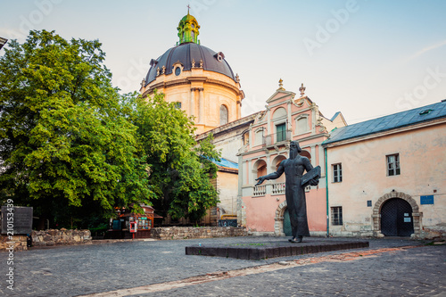  monument to Ivan Fedorov in Lviv