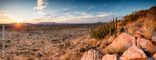 Panoramiczne widoki zdjęć krajobrazowych nad regionem Kalahari w Afryce Południowej