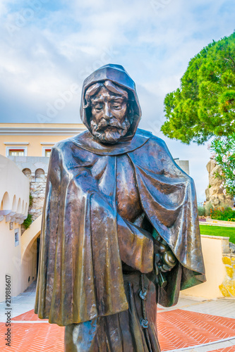 Statue of Francesco Grimaldi, called il Malizia ("the Cunning") in front of Palace of Prince of Monaco