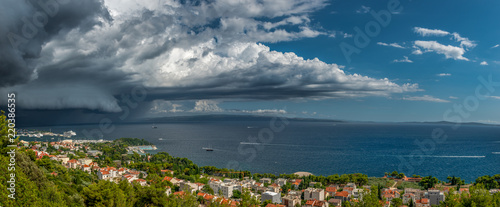 Burzowa panorama Splitu