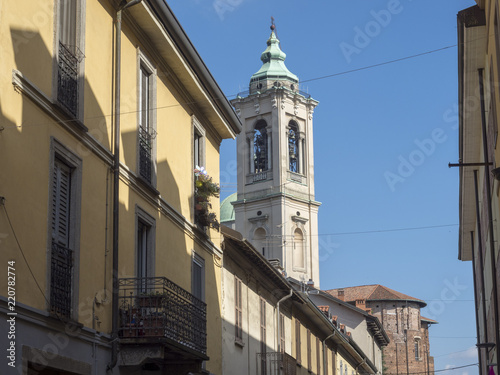 Street of Rho, Milan