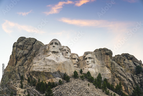 mount Rushmore natonal memorial at sunset.