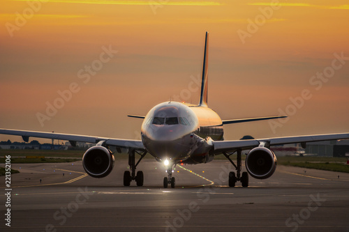 Aircraft taxiing to the runway 