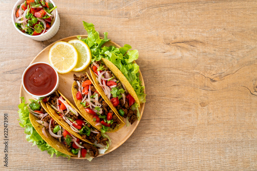 tacos with meat and vegetables