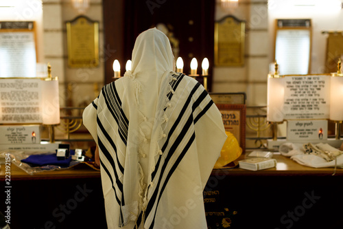 Orthodox ultra Orthodox Jew from a tallit in the synagogue Yom Kippur, Sukkot