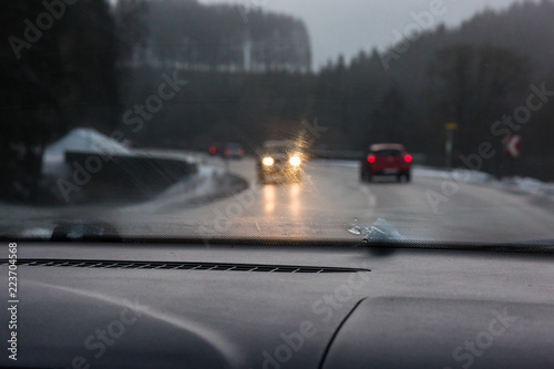 Oncoming traffic in winter