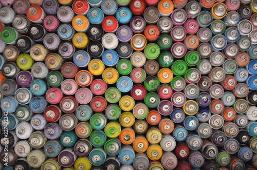 Bombes de peinture - nuancier de couleur