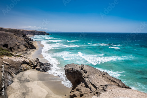 Wakacyjne zdjęcia z Wysp Kanaryjskich. Przepiękne widoki wybrzeża. 
