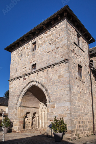 Lagraulière (Corrèze - France) - Église Saint Marcel