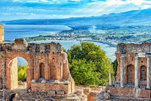 Griechisches Theater von Taormina - Bucht von Giardini-Naxos - Sizilien