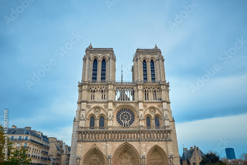 Notre-Dame de Paris front view 