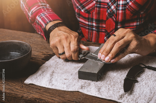 pocket knife maintenance and sharpening