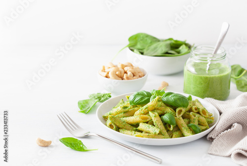 penne pasta with spinach basil pesto sauce