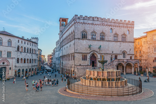 PERUGIA, ITALY - SEPTEMBER 11, 2018: View of the scenic main square (Piazza IV Novembre) and fountain (Fontana Maggiore) masterpiece of medieval architecture in Perugia, Umbria, Italy