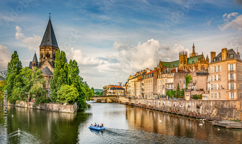 Ville de Metz, France, Moselle et Temple neuf