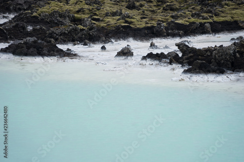 Blaue Lagune "Bláa Lónið" - Landschaft auf der Reykjanes-Halbinsel / Island 