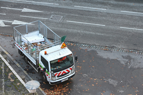 Street cleaning services